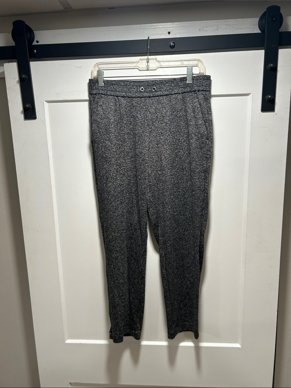 LOFT Gray Cropped Knit Ankle Pants